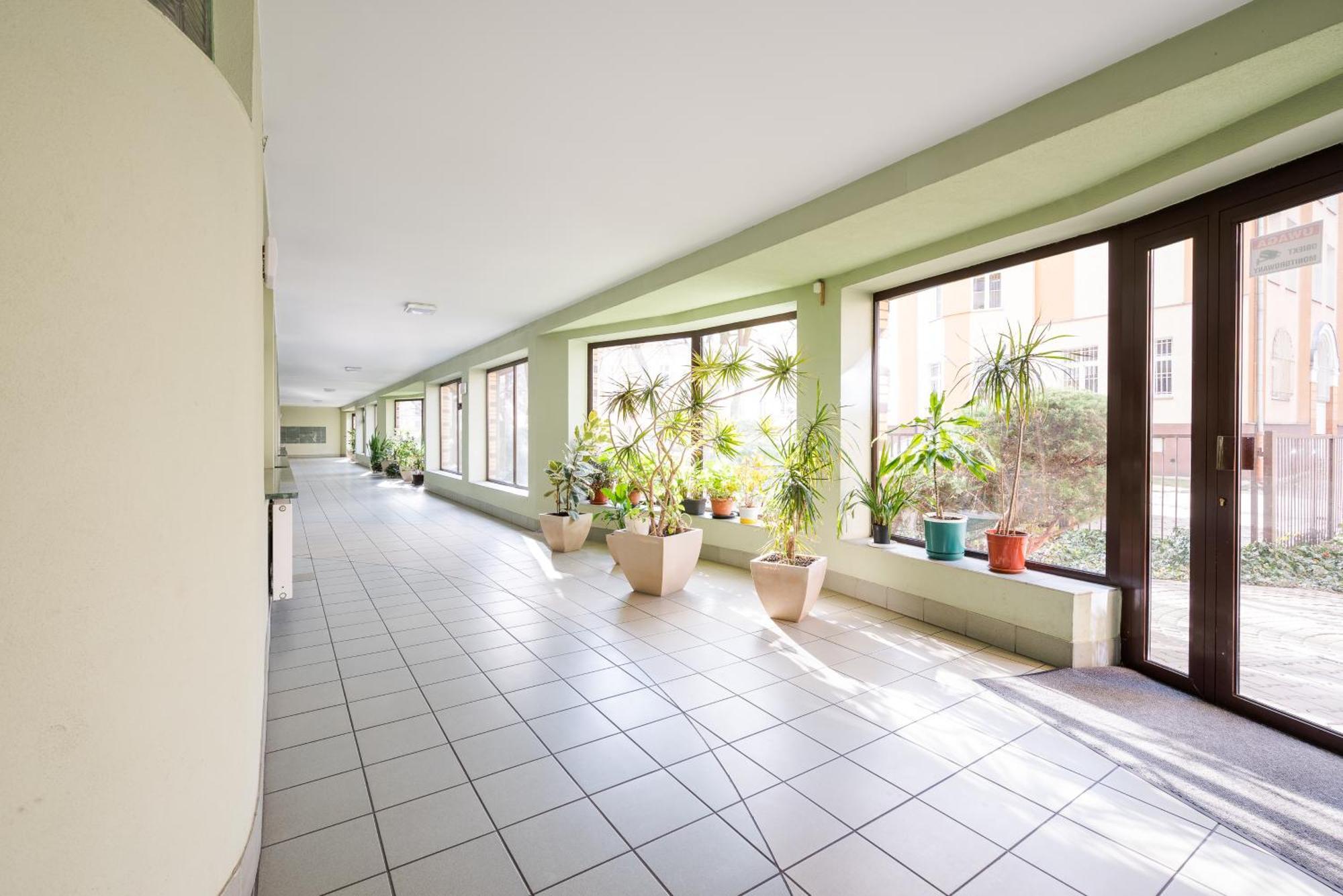 Metro Mlynow Pleasant Apartament Варшава Экстерьер фото